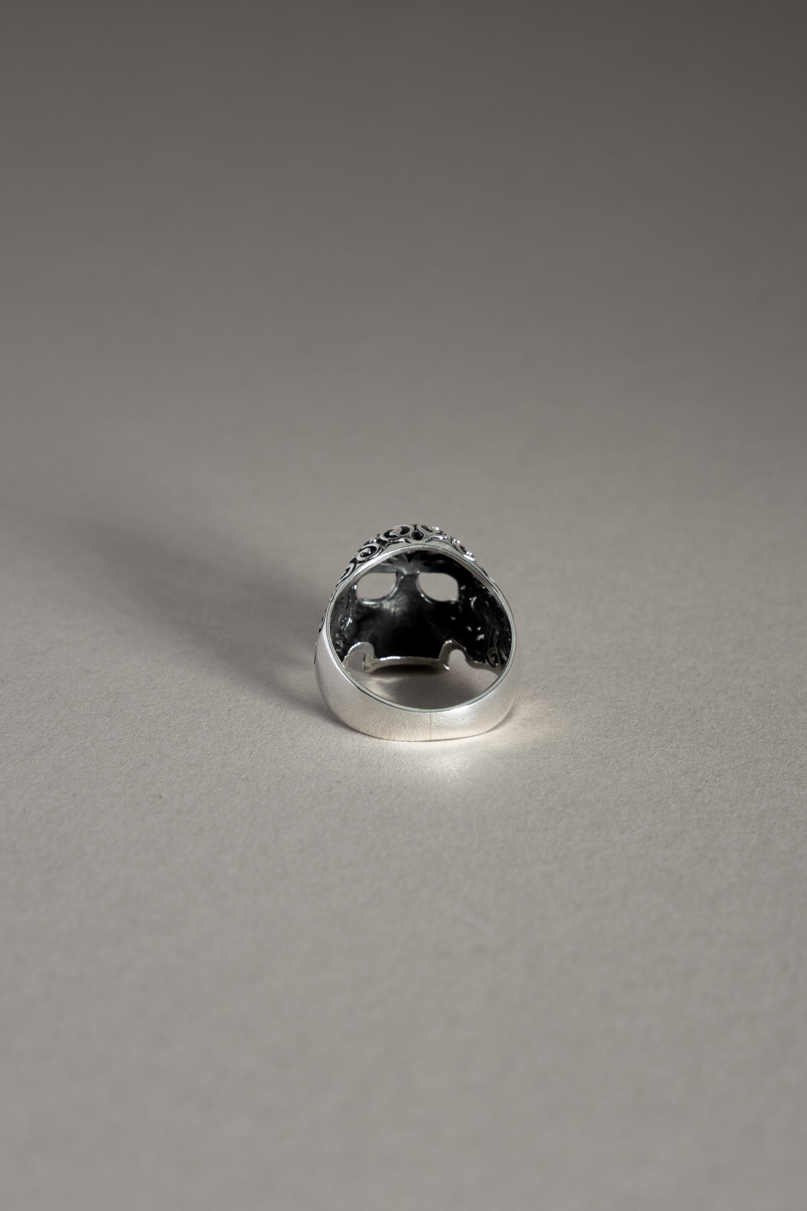Sterling Silver Swirl Cut Skull Ring