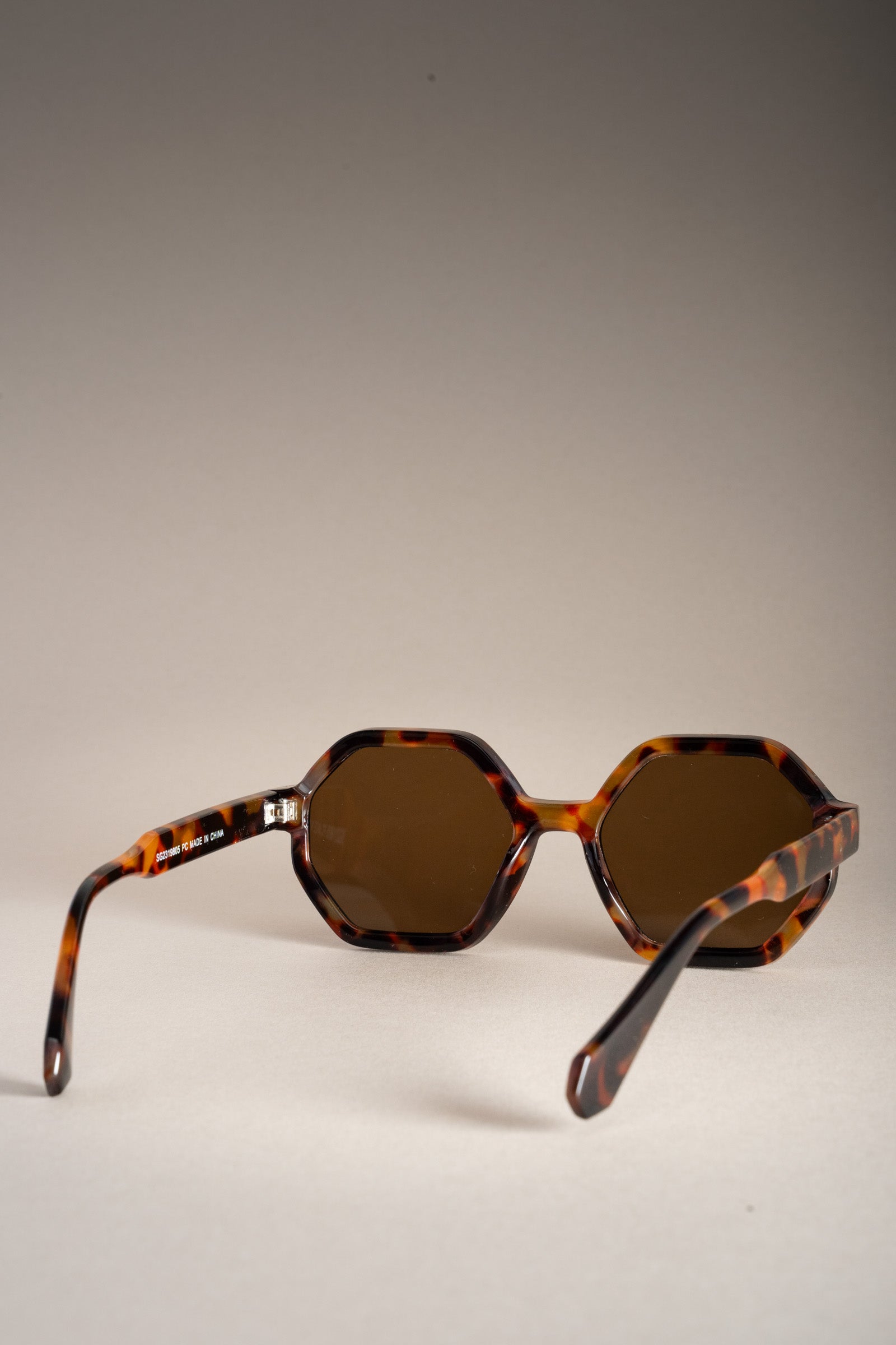 Mary-Kate Tortoiseshell Shades