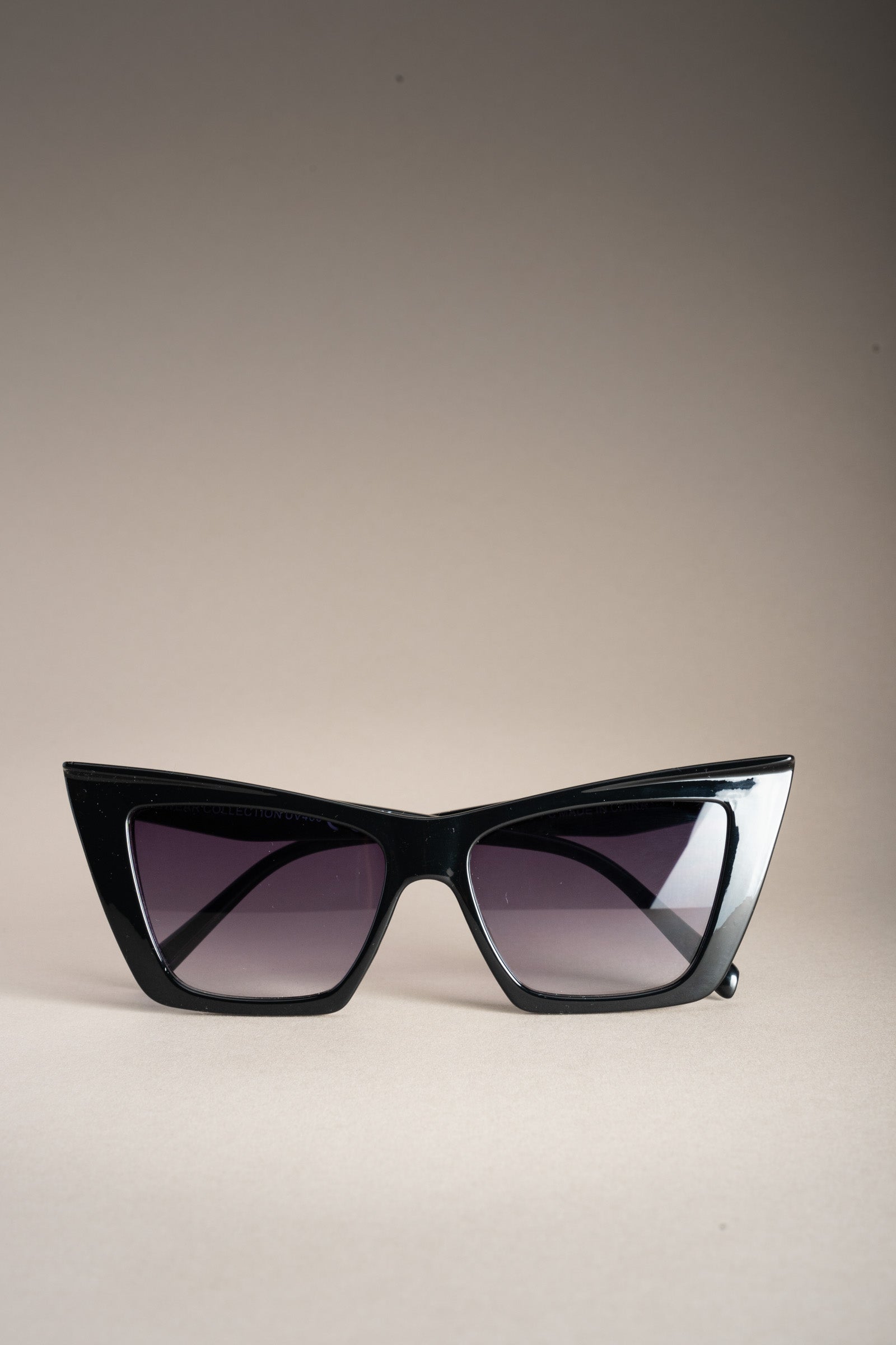 Sienna Black Shades