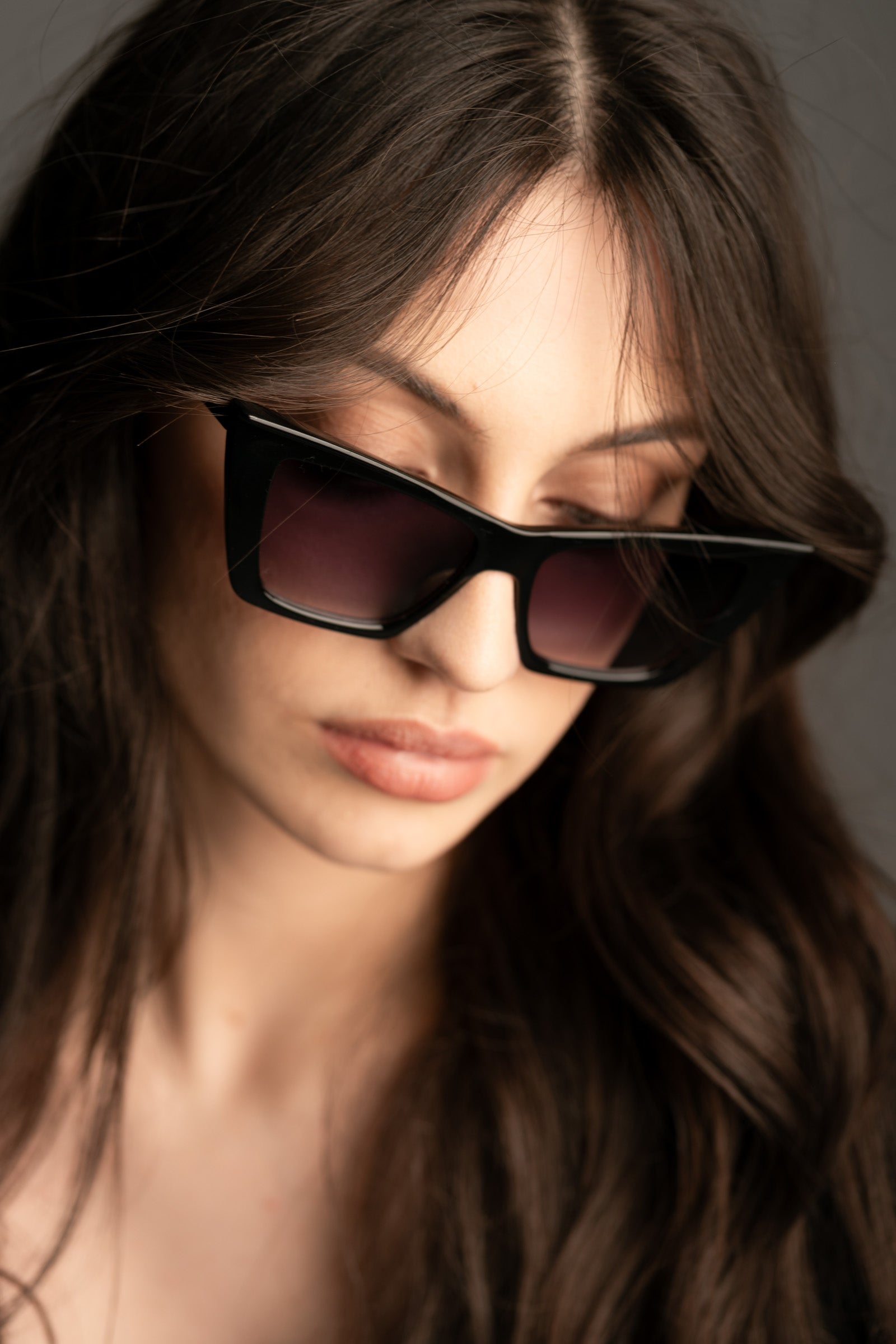 Sienna Black Shades