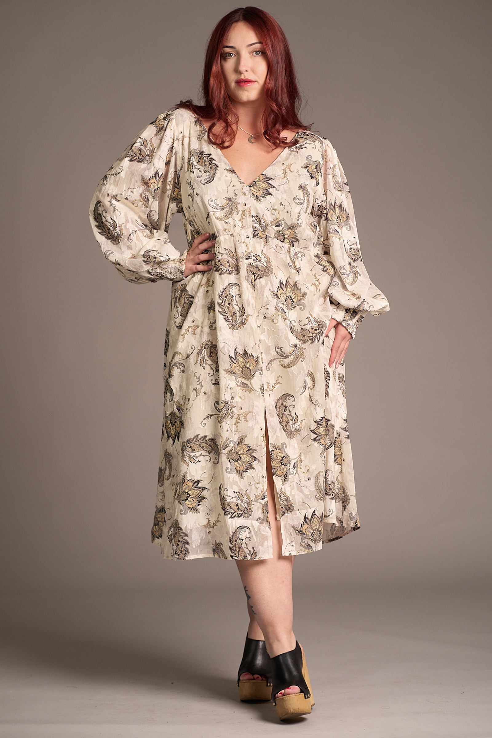 Taylor wearing the Harvest Moon Paisley Midi Dress, Stevie nicks inspired styling studio