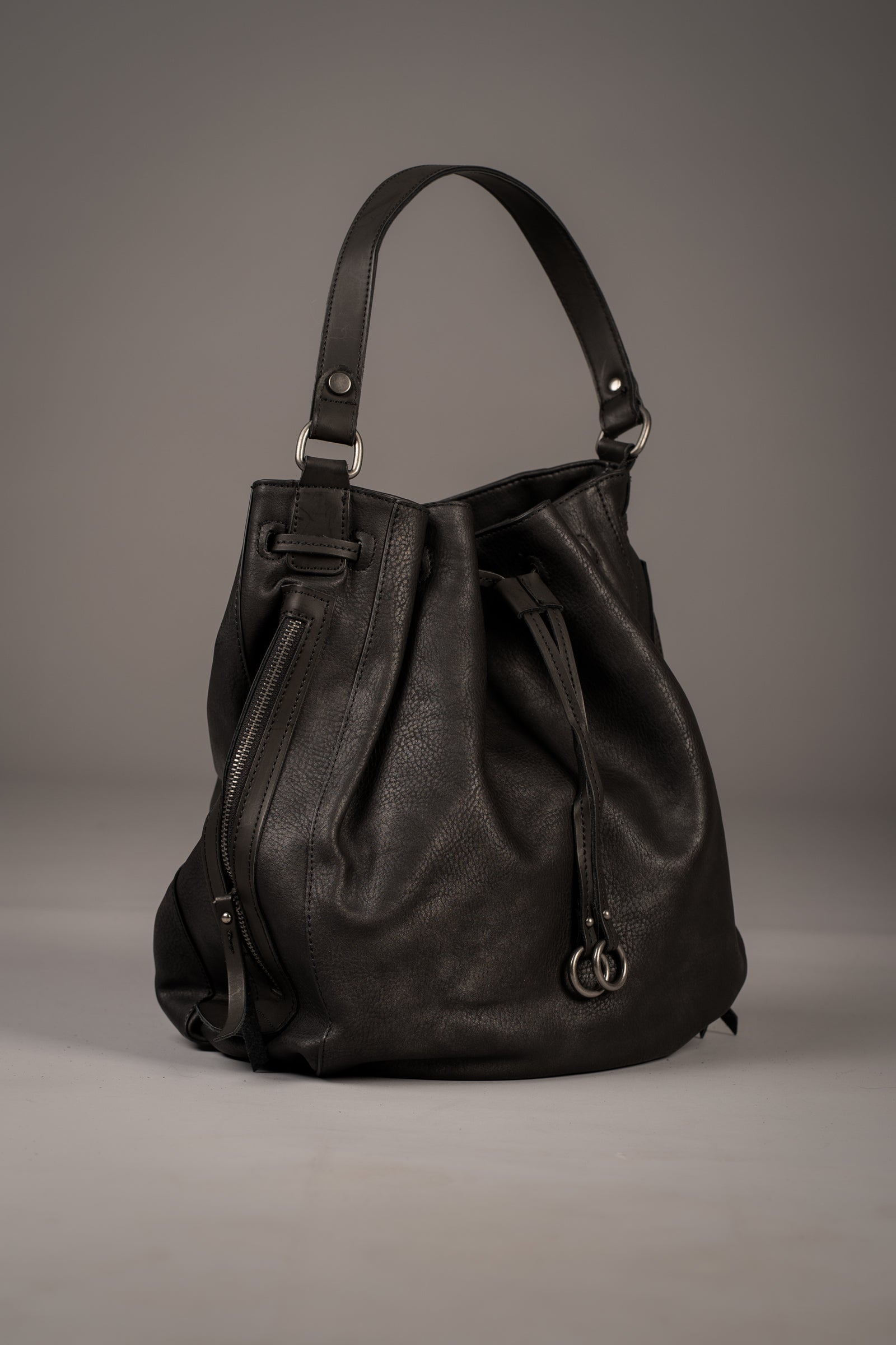 Dakota Black Bucket Bag