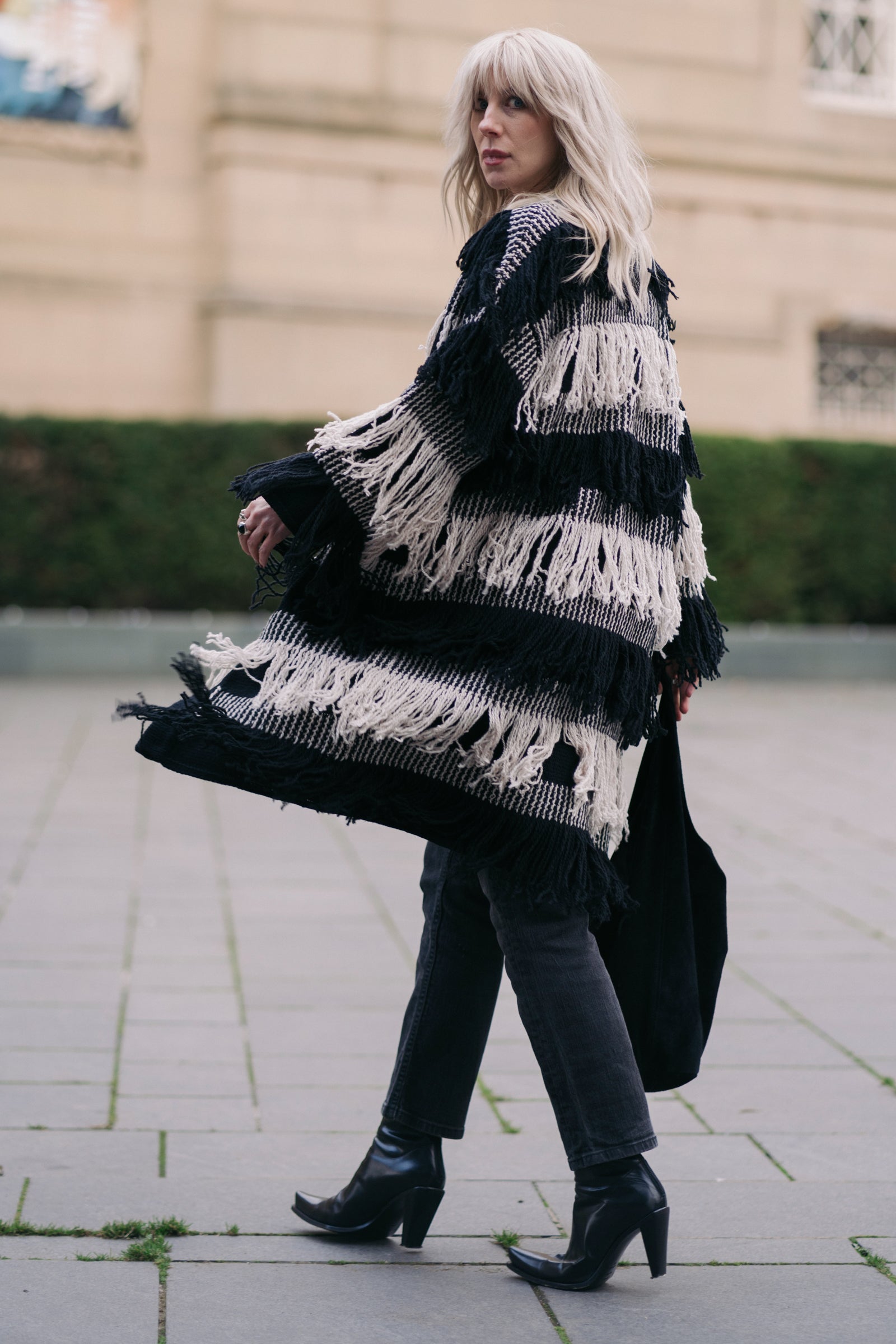 THE TOE 少なけれ WESTMINSTER SHAGGY CARDIGAN