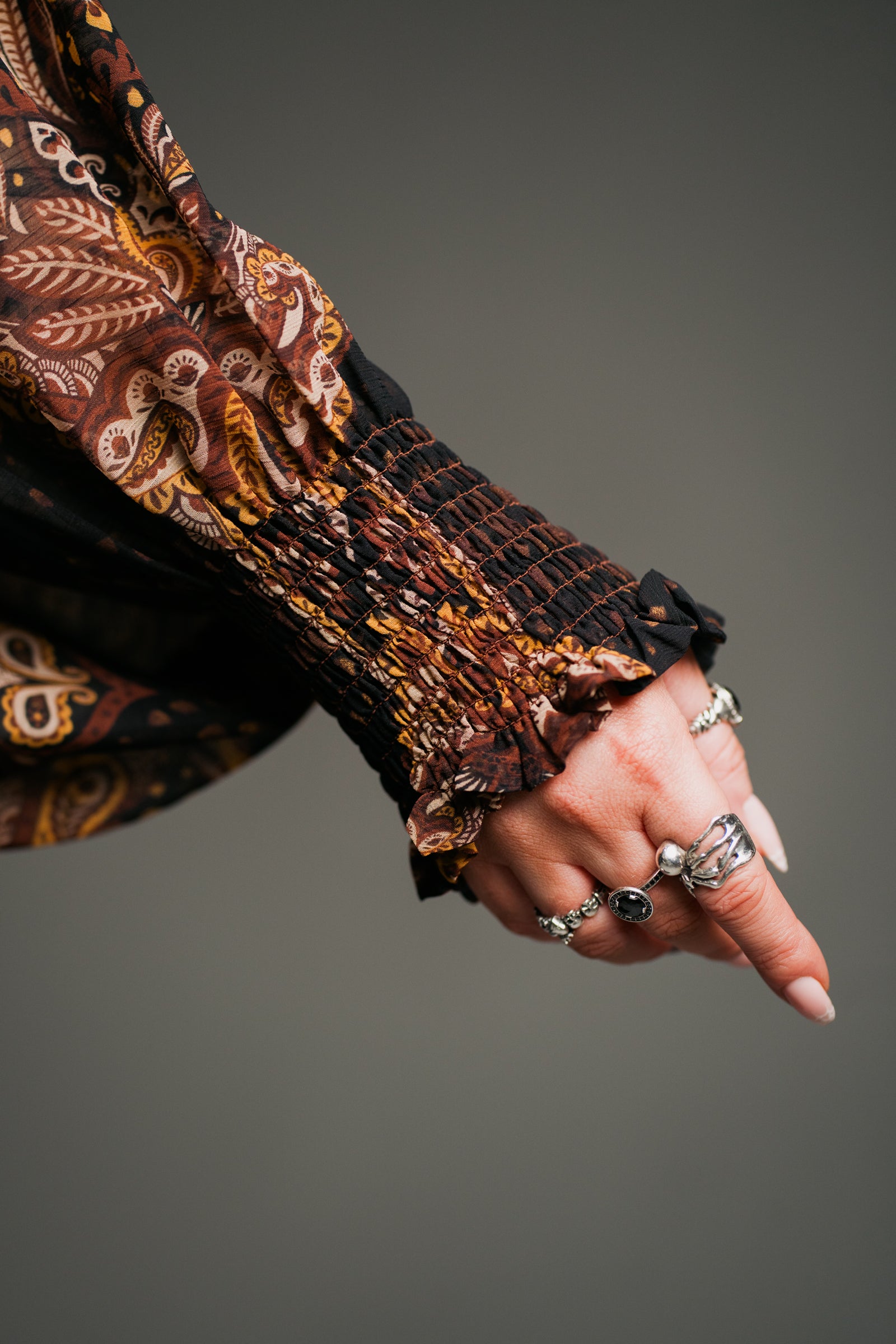 Peacekeeper Paisley Top