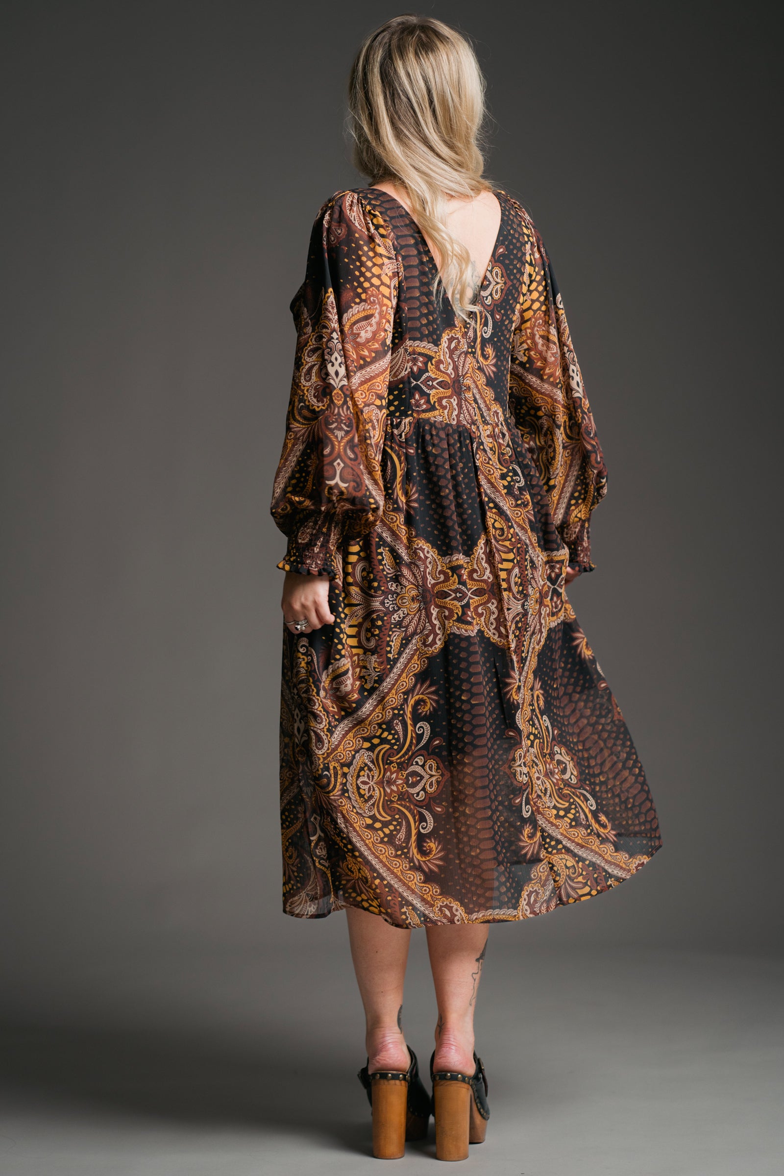 Peacekeeper Paisley Midi Dress