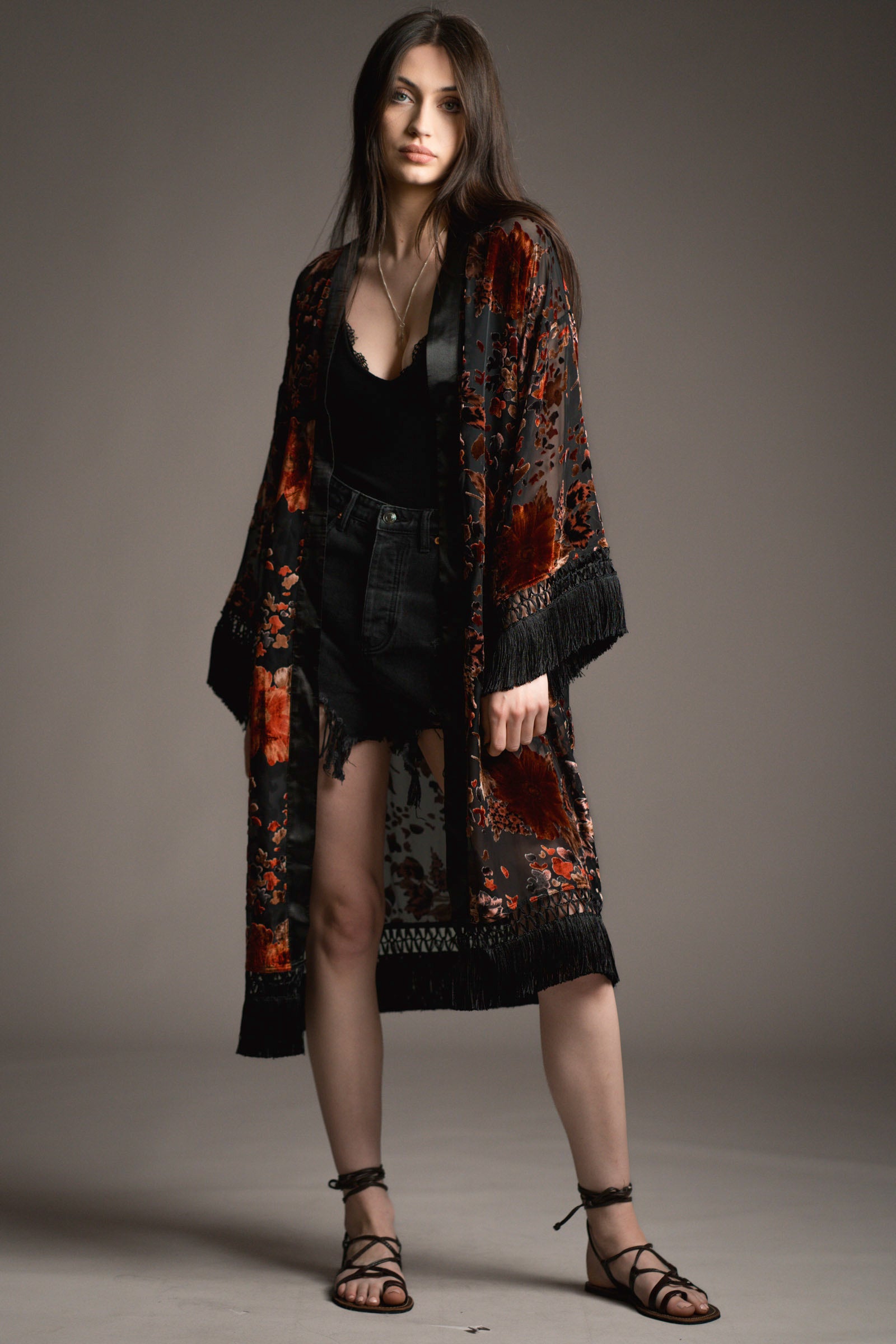 Rooms on Fire Floral Kimono