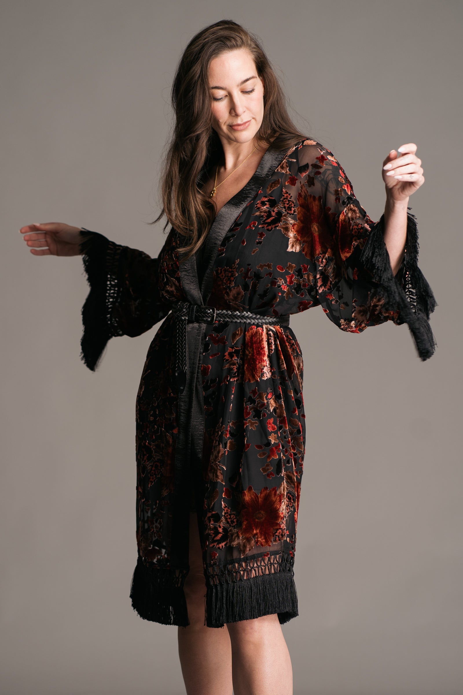 Rooms on Fire Floral Kimono
