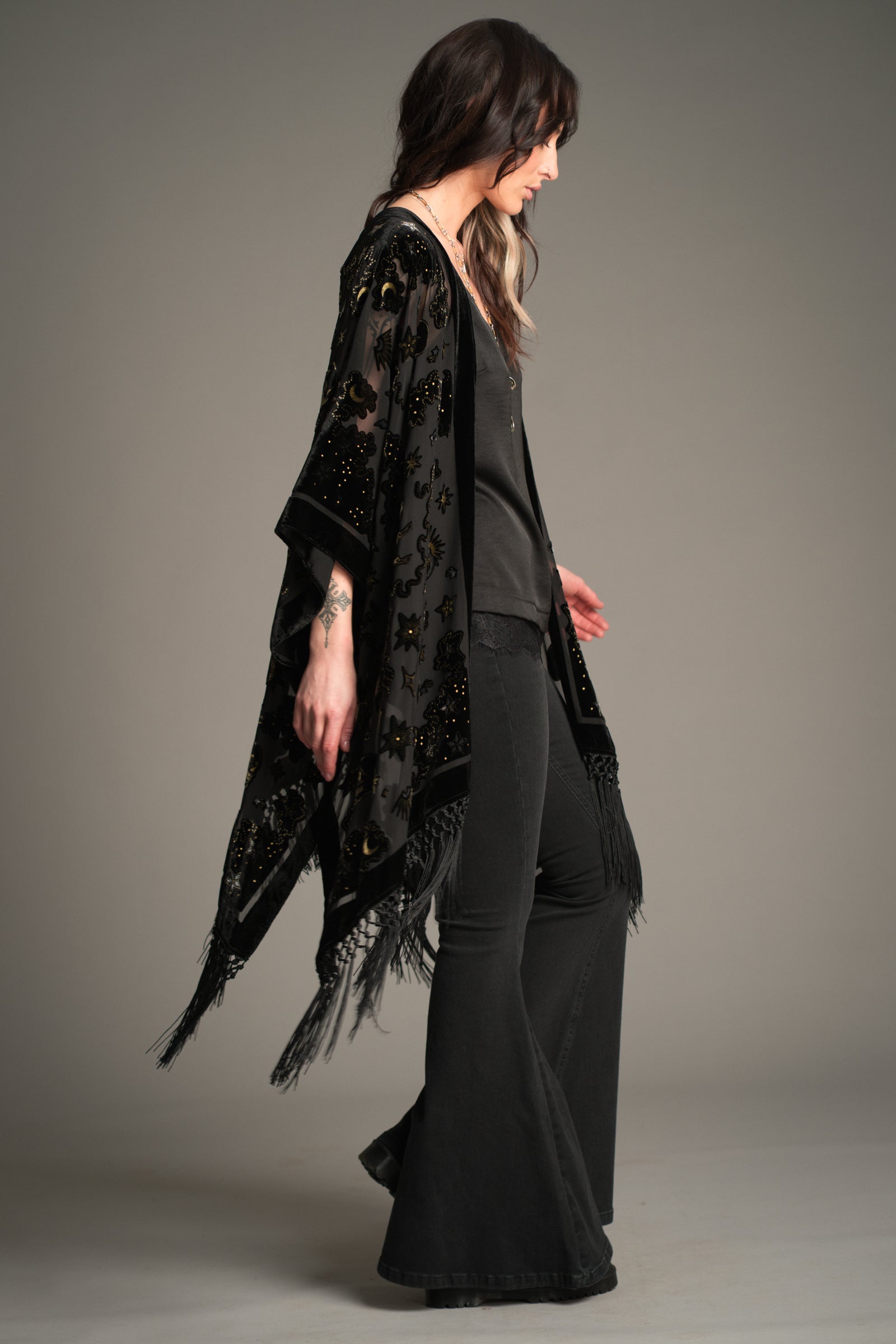 Suzi Skull Devore Kimono