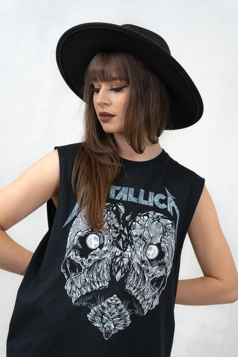 Model wearing Metallica Heartbreaker Vest, a black metallica band tee vest