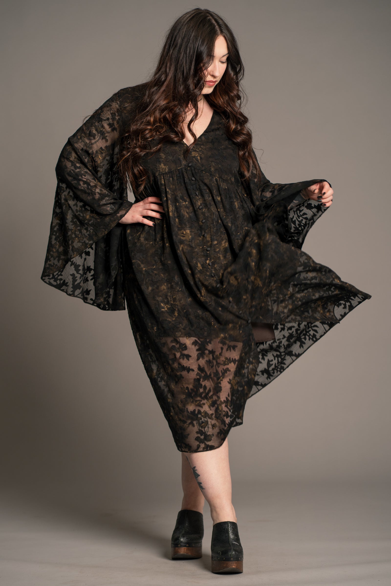 Bella Donna Midi Dress | Little Lies Bella Donna Midi Dress | Little Lies
