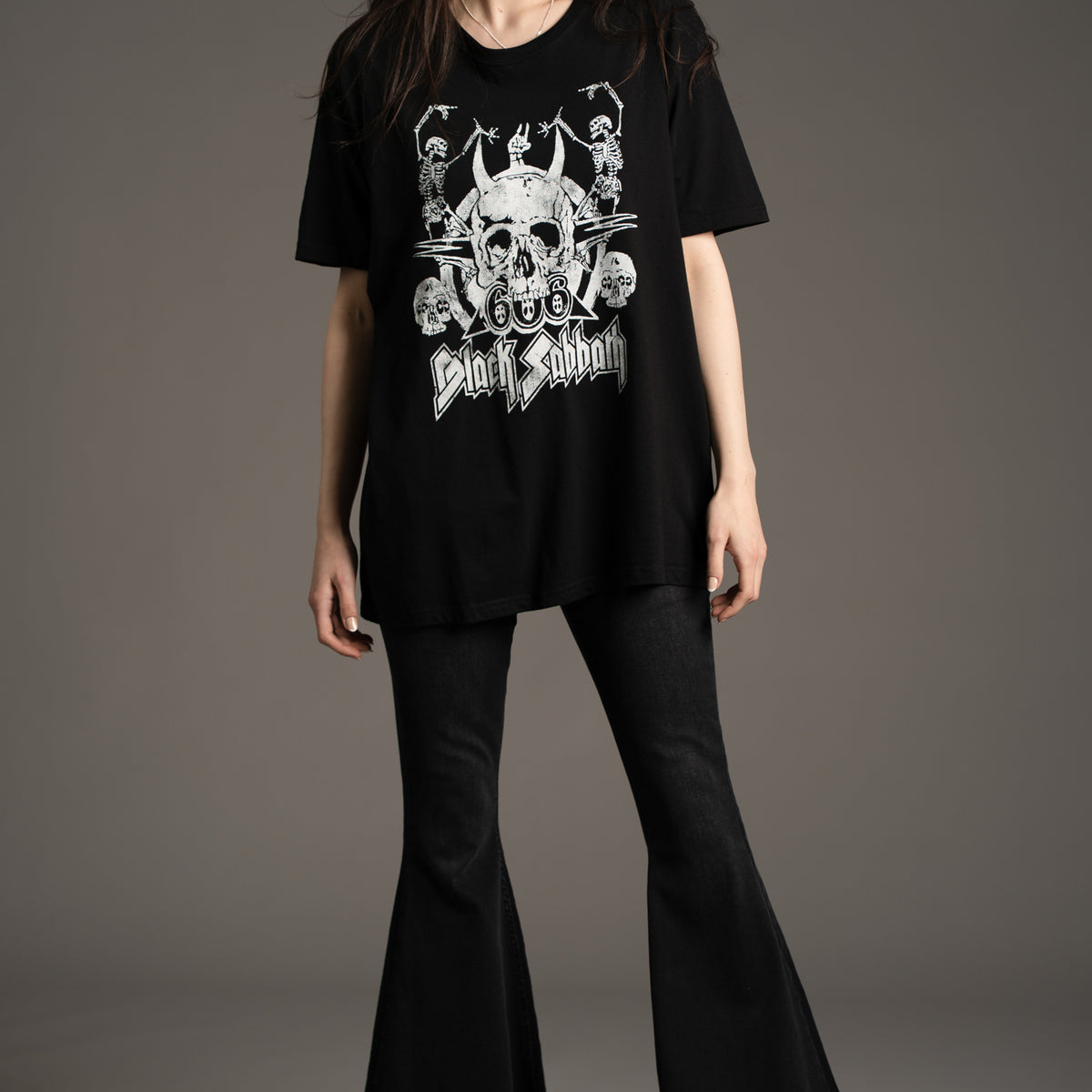 Black-Sabbath-Band-Tee-Tshirt- 