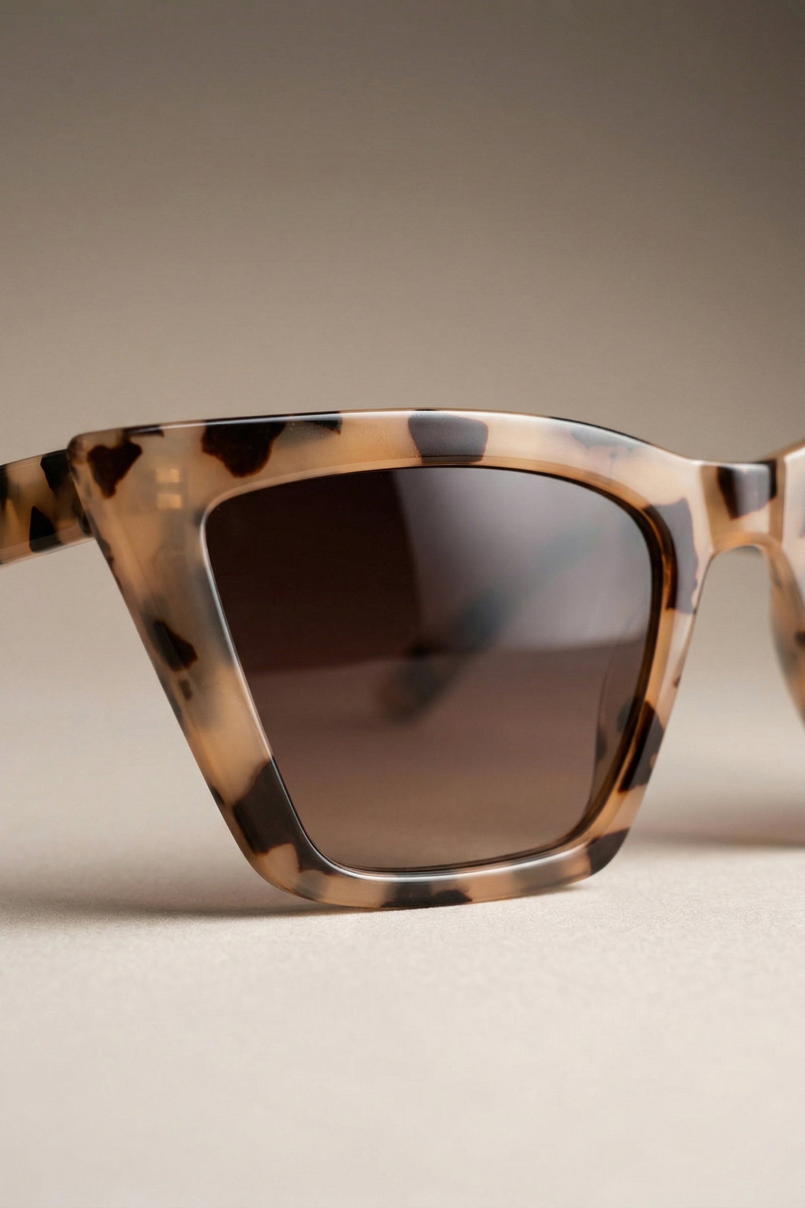 Side profile of cat eye sunglasses
