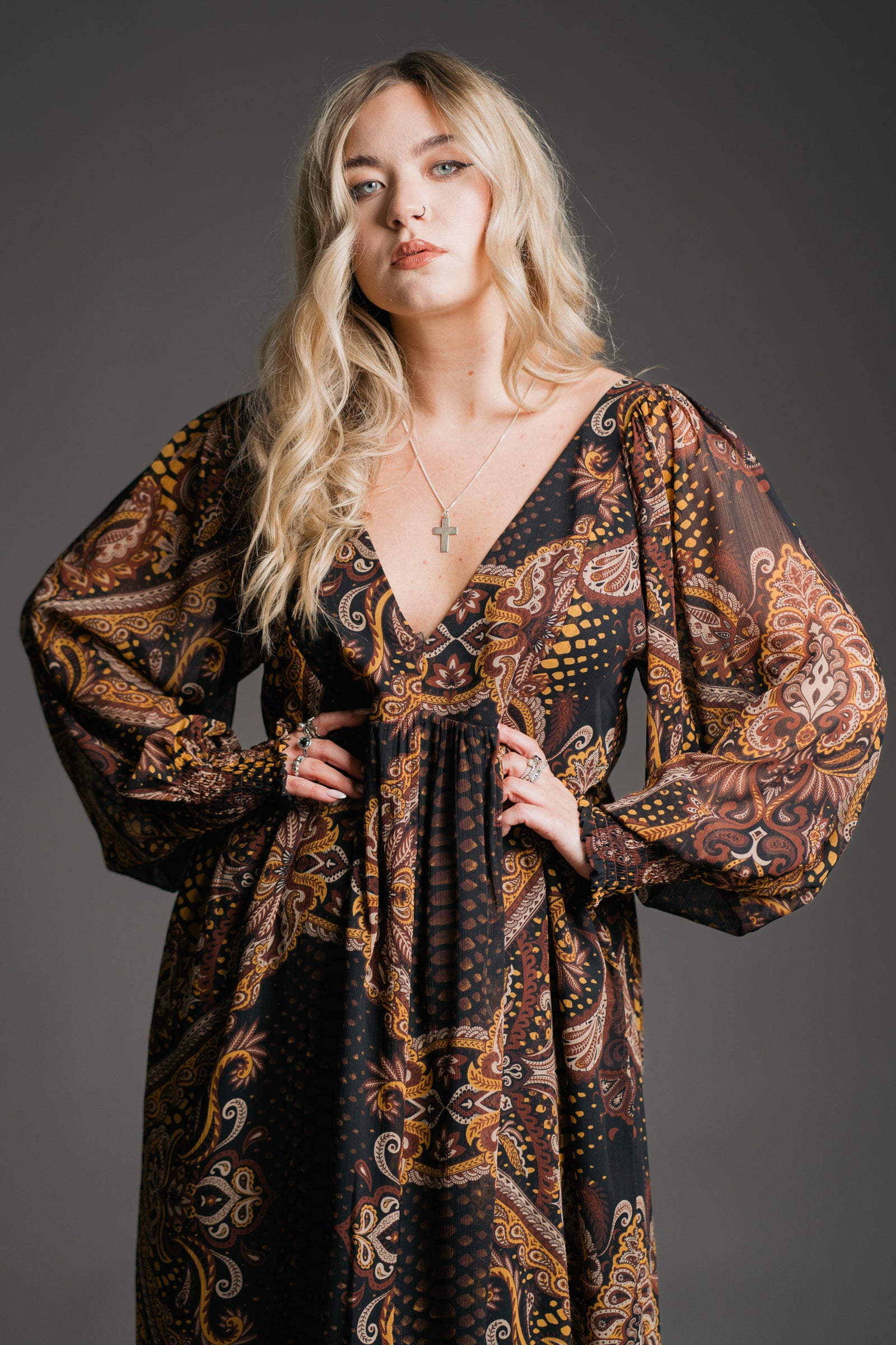 Peacekeeper Paisley Midi Dress