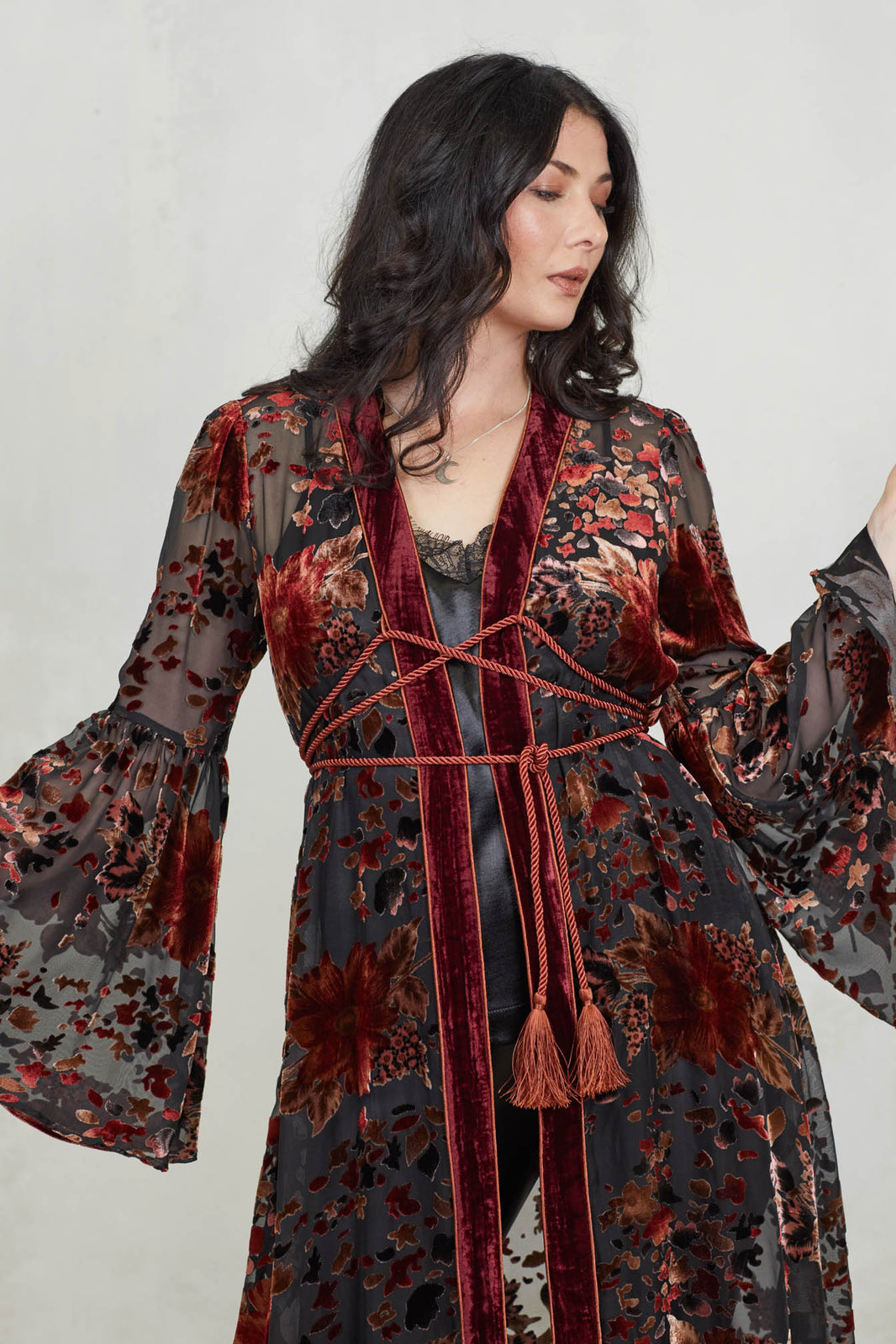 Shop Women's Vintage Inspired Fashion Kimonos | Little Lies