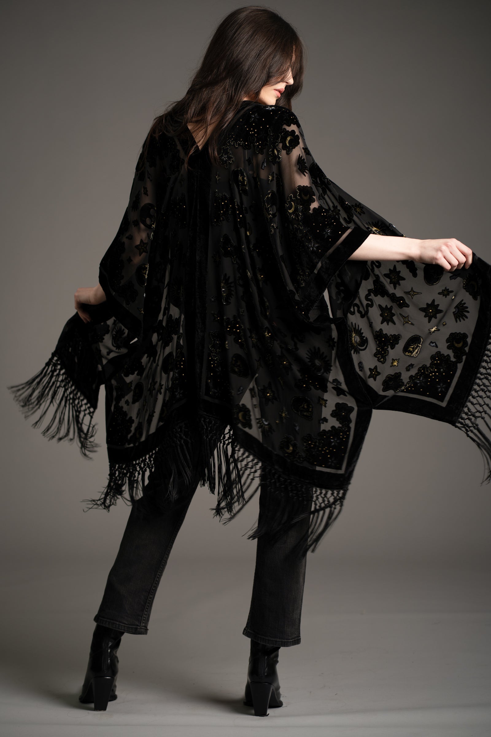 Suzi Skull Devore Kimono