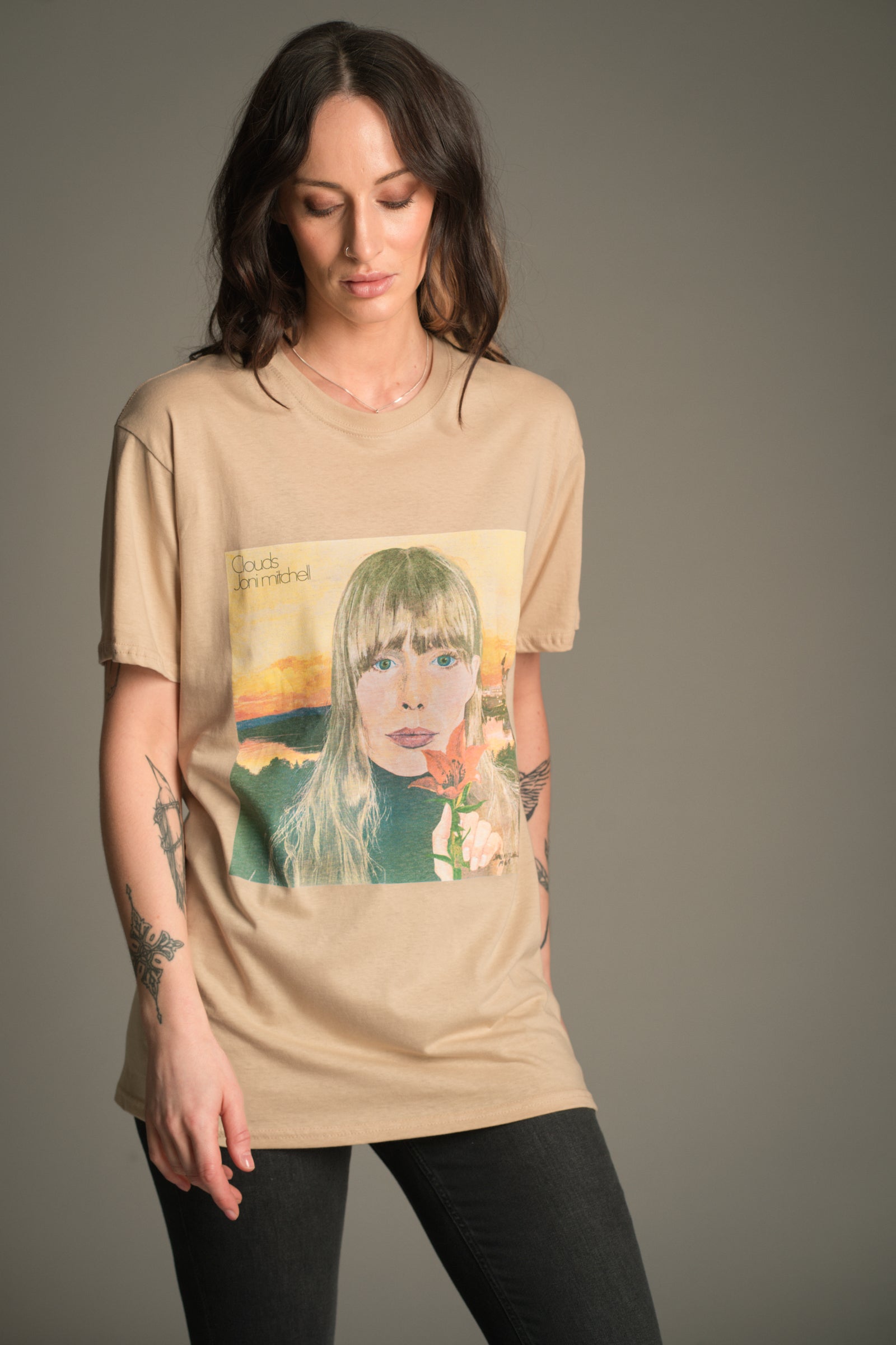 Joni Mitchell Clouds vintage band tee styled on model