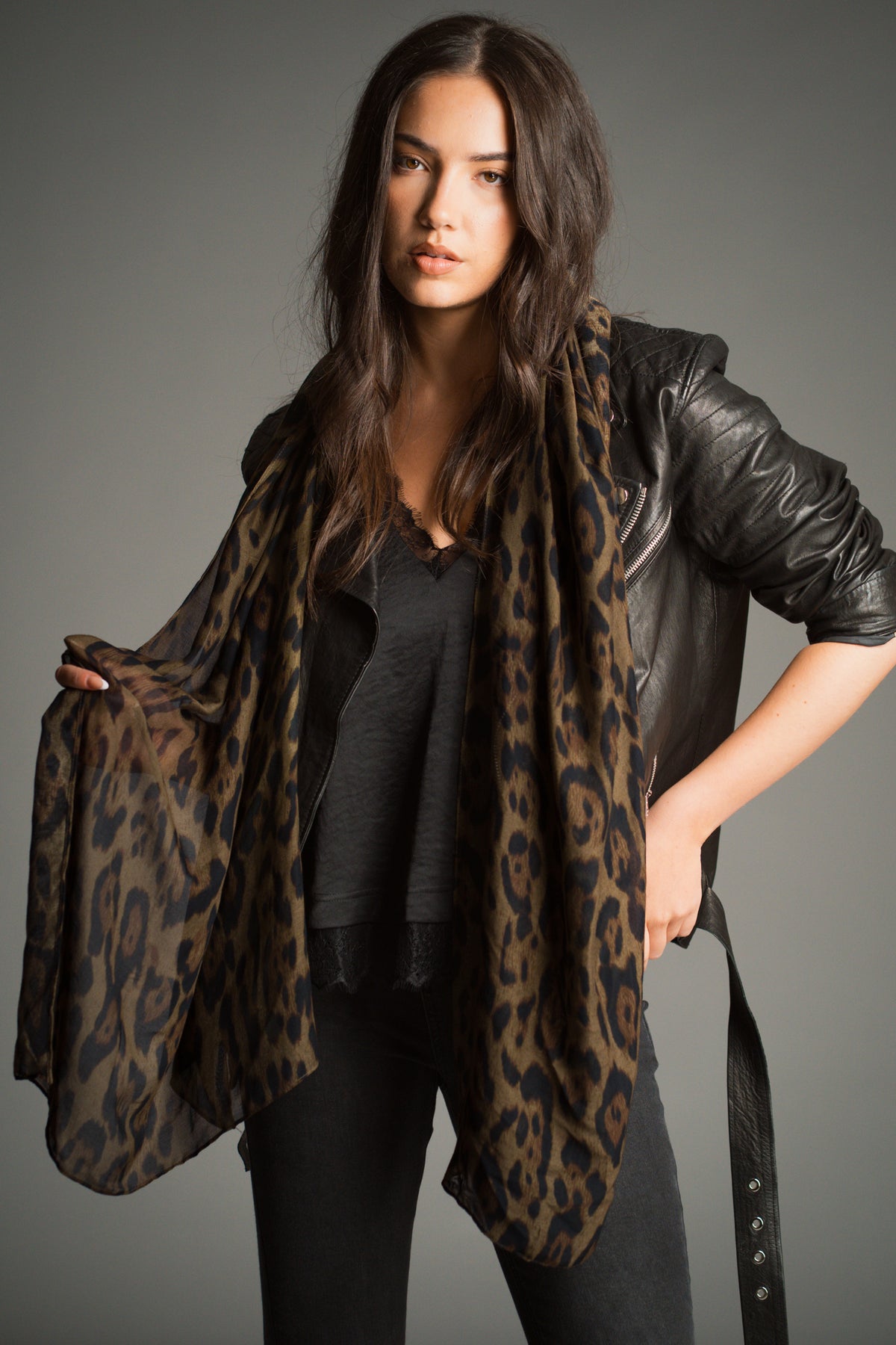 Mary-Kate Leopard Scarf